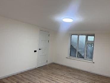 квартира сутки ош 3х комнатах: 38 м², 2 комнаты, Бронированные двери, Евроремонт, Парковка — 6