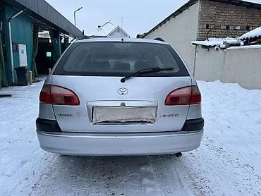 Toyota: Toyota Avensis: 2002 г., 1.8 л, Механика, Бензин, Универсал — 2
