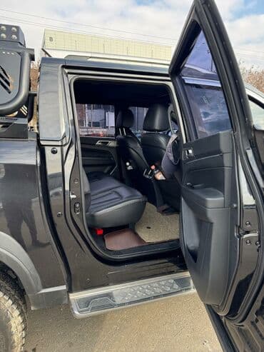 авто из корее в бишкек: Ssangyong Rexton: 2015 г., 2.2 л, Автомат, Дизель, Внедорожник — 16