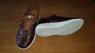 фирменная обувь из италии: Мокасины с Португалии, 
новые привозные – 2300 сом. 
Не бошьшой торг — 2