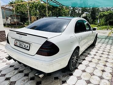 тиволи 2019: Mercedes-Benz E-Class: 2005 г., Автомат, Бензин, Седан — 4