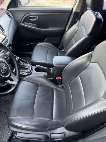 по всем вопросам обращаться по номеру: Kia Carens: 2015 г., 2.5 л, Автомат, Газ, Минивэн — 5