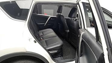 step rf3: Toyota RAV4: 2018 г., 2.5 л, Автомат, Гибрид, Кроссовер — 9