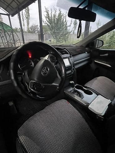 70 17: Toyota Camry: 2014 г., Автомат, Седан — 4