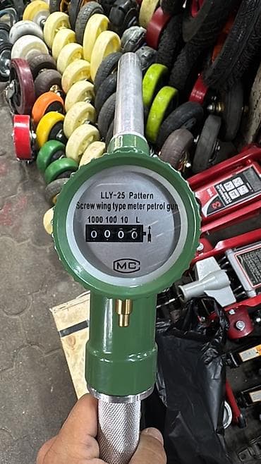 Топливный пистолет с механическим счётчиком LLY-25 (MC) - Тип: ручной at lalafo.kg Топливный пистолет с механическим счётчиком LLY-25 (MC) - Тип: ручной