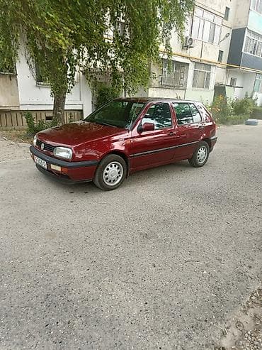 Унаа: Volkswagen Golf: 1994 г., 1.6 л, Кол менен иштөөчү, Хетчбек — 2