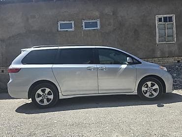 Продажа авто: Toyota Sienna: 2018 г., 3.5 л, Автомат, Бензин, Минивэн — 5