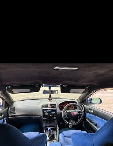 мотоциклы чопер: Honda Accord: 2003 г., 2 л, Механика, Бензин, Седан — 4