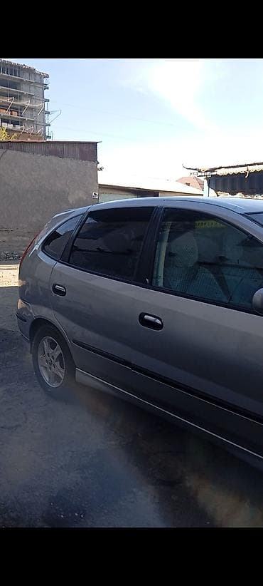 byd yan plus: Nissan Almera Tino: 2001 г., 1.8 л, Механика, Бензин, Хэтчбэк — 2