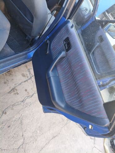 шины дордой: Mazda 323: 1989 г., 1.6 л, Автомат, Бензиновая, Хэтчбэк — 12