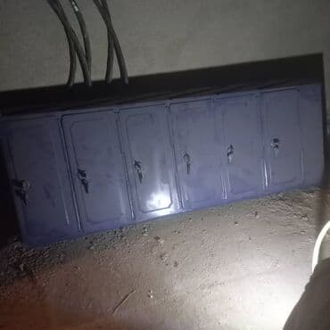 кассавый ящик: Почтовый ящик. Ящики новые с ключами. Серебристые по 8 абонентов. Их 2 — 1