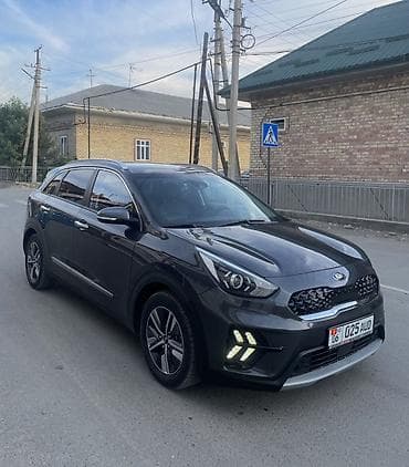 электромобил авто красовер: Kia Niro: 2020 г., 1.6 л, Автомат, Гибрид, Кроссовер — 1