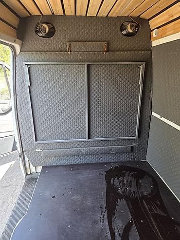 перегородки спринтер: Mercedes-Benz Спринтер: 2005 г., 2.2 л, Дизель, Фургон — 5