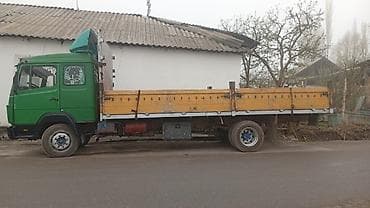 дом на колёсах: Грузовик, Mercedes-Benz, Стандарт — 4