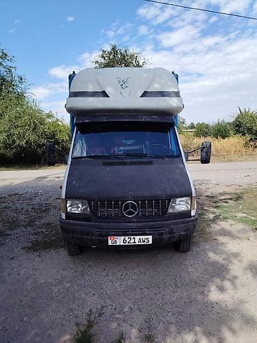 мото бокс: Грузовой фургон Mercedes-Benz (кабина Sprinter/Transporter) - Тип — 8