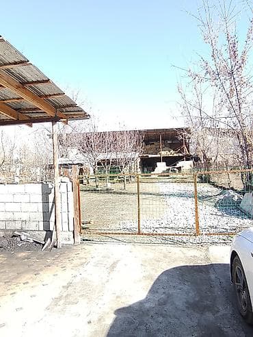 Сниму дом: Продаётся частный дом с участком. Описание: - Двухуровневый жилой дом — 9