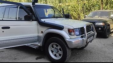 рейка аутбек: Mitsubishi Pajero: 1993 г., Бензин, Внедорожник — 3