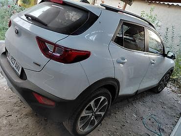нокен: Kia Stonic: 2020 г., Бензин, Кроссовер — 2