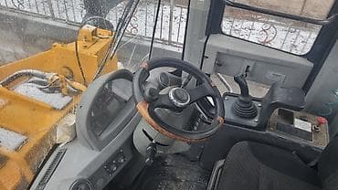 kia rio 5: Погрузчик, 2017 г., Колесный, Фронтальный — 2