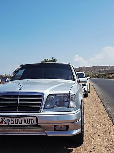 винтажные машины: Mercedes-Benz W124: 1994 г., 2 л, Механика, Бензин, Седан — 1