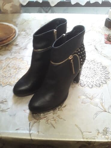 сапоги из натурального меха и кожи: Продвю полусапожки натуралка р.38-39 — 1