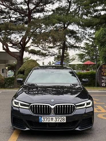 lexus e: BMW 520: 2021 г., Автомат, Бензин, Седан — 1