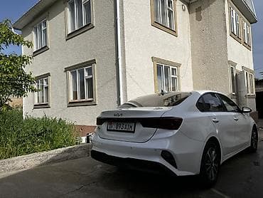 geely coolray: Kia K3: 2021 г., 1.6 л, Вариатор, Бензин, Седан — 5