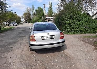 Volkswagen Passat: 2003 г., 1.6 л, Механика, Бензин, Седан — 4