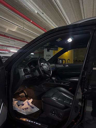 Продажа авто: Ssangyong Rexton: 2019 г., 2.2 л, Автомат, Дизель, Внедорожник — 7