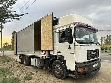 sprinter 315: Грузовой автомобиль MAN с фургонным кузовом Характеристики: - — 4
