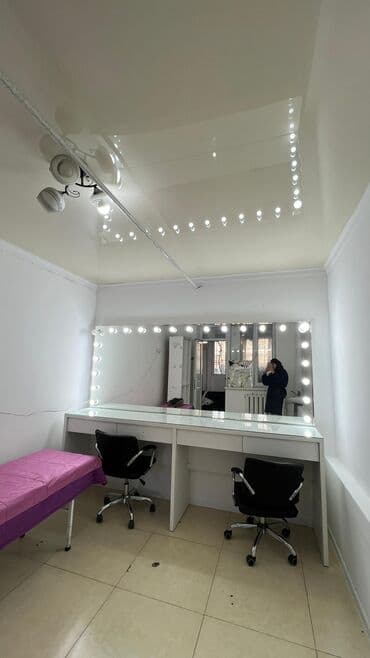 оборудование для парикмахерской: Арендага сулуулук салондун ичинен массаж кабинет берилет, ичинде чоң — 2