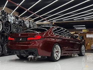 BMW M5: 2021 г., 4.4 л, Робот, Седан — 5