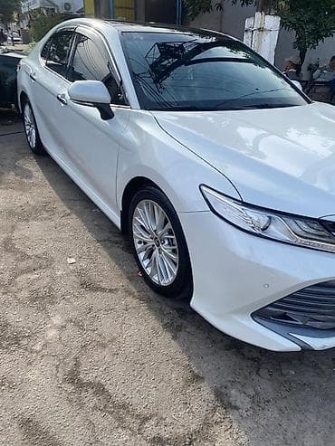 corolla e120: Toyota Camry: 2019 г., Автомат, Бензин, Седан — 5