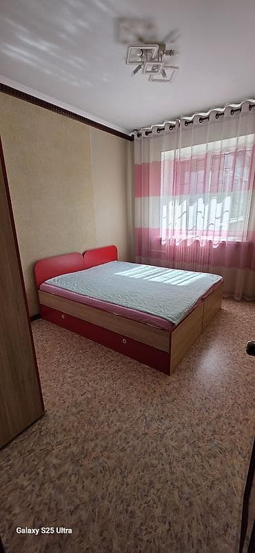 Балдар эмереги: Продаю детский гарнитур, две кровати с матрасами и шкаф, производство — 1