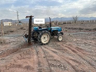 avensis 2001: Мини-трактор Mitsubishi D2350 с навесной сегментной косилкой - — 2