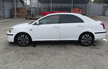 Унаа: Toyota Avensis: 2003 г., 2 л, Кол менен иштөөчү, Дизель, Седан — 6