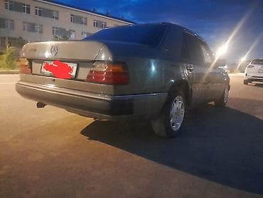 mersedes c: Mercedes-Benz E-Class: 1990 г., 2.3 л, Механика, Бензин, Седан — 4