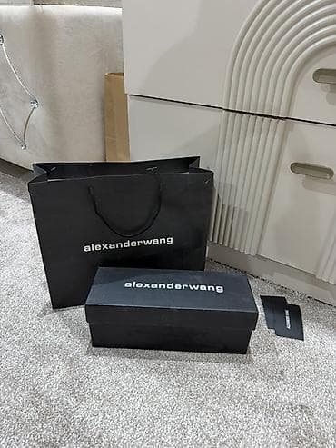 nike react: Бежевые шлёпанцы Alexander Wang Оригинал 39.5-40 размер Совершенно — 2