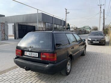 срочно срочно продам машину: Volkswagen Passat: 1995 г., 1.6 л, Механика, Бензин, Универсал — 9
