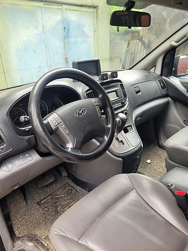 Hyundai H-1: 2018 г., 2.5 л, Автомат, Дизель, Вэн/Минивэн — 6