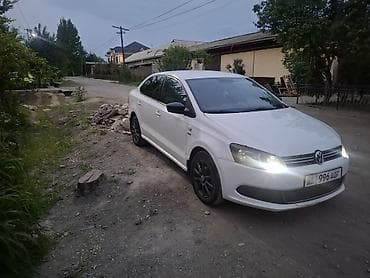 Volkswagen Polo: 2013 г., 1.6 л, Газ, Седан — 1