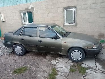 Daewoo Nexia: 2004 г., 1.5 л, Ручные, Бензин, Седан