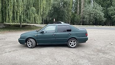 initial d: Volkswagen Vento: 1996 г., 1.8 л, Механика, Бензин, Седан — 3
