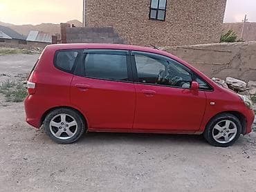Продажа авто: Honda Fit: 2008 г., 1.3 л, Механика, Газ, Хэтчбэк — 4
