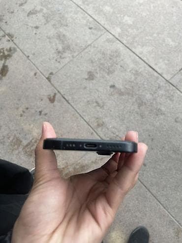 iphon 12 pro: IPhone 16, Б/у, 128 ГБ, Черный, Зарядное устройство, Чехол, 93 % — 4