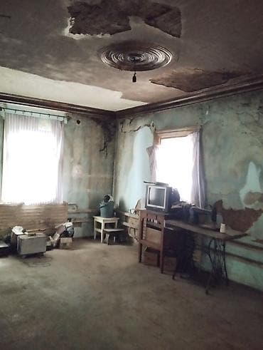 деревянный домики: Старый жилой дом под полную реконструкцию/разбор. Описание: - — 4