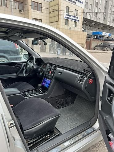 мерс c: Mercedes-Benz E-Class: 2000 г., 3.2 л, Автомат, Бензин, Седан — 3