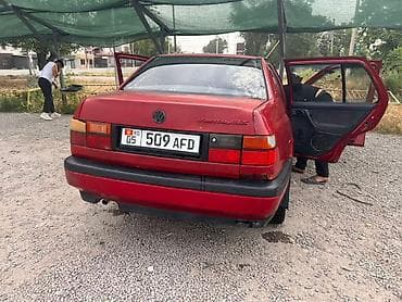 Продажа авто: Volkswagen Vento: 1992 г., 1.8 л, Механика, Бензин, Седан — 1