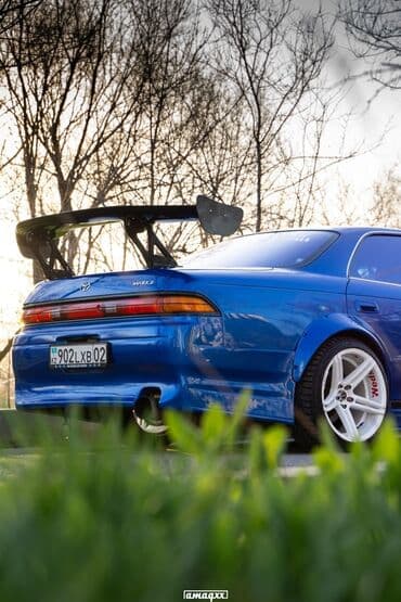 прямая реставрация передних зубов: Передний Toyota, Новый, Аналог — 6