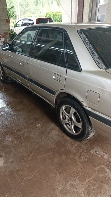 двухместная машина: Mazda 626: 1992 г., 2 л, Механика, Газ, Седан — 1